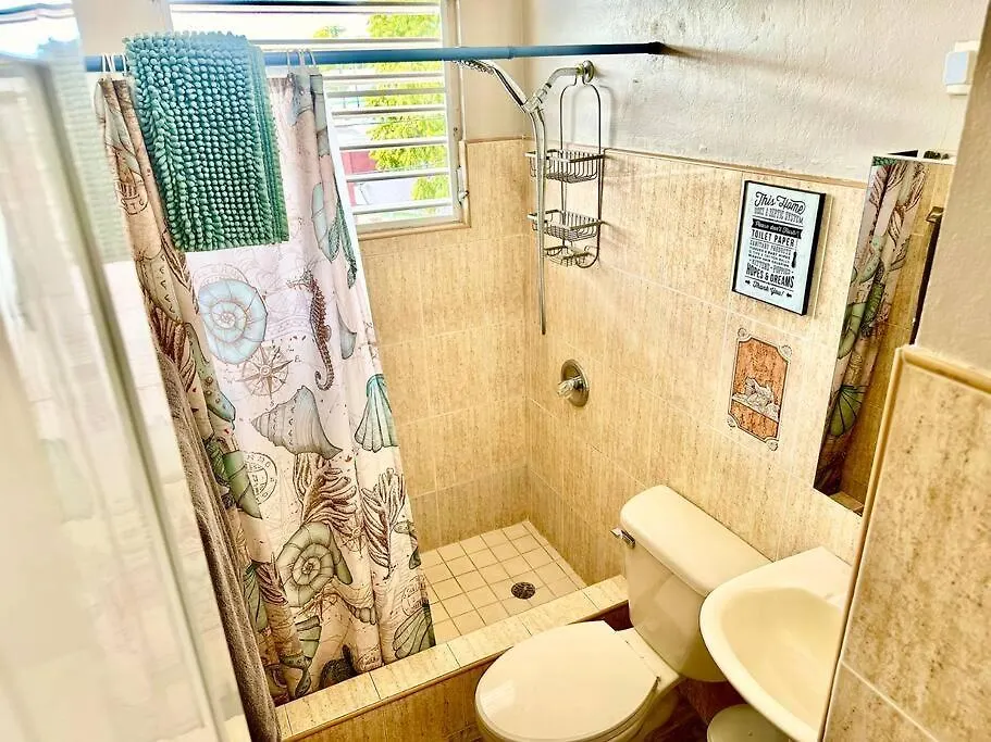 Tres Hermanos Beach House - Unit 3 Upstairs Anasco 0*,